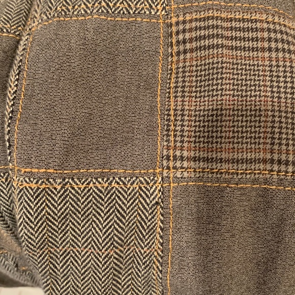 Vintage Gap Blazer.  Plaids..size removed  but its a L or XL - Picture 5 of 6